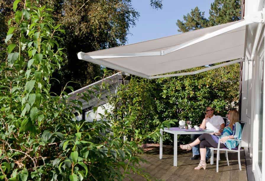 Prima-C1-cassette-awnings