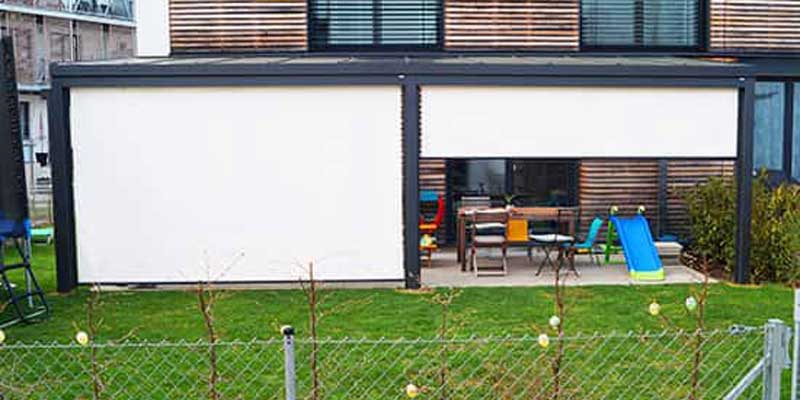 reliable-vertical-awnings