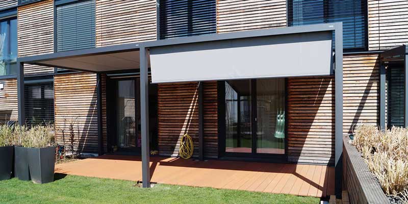 vertical-awnings-for-polycarbonate