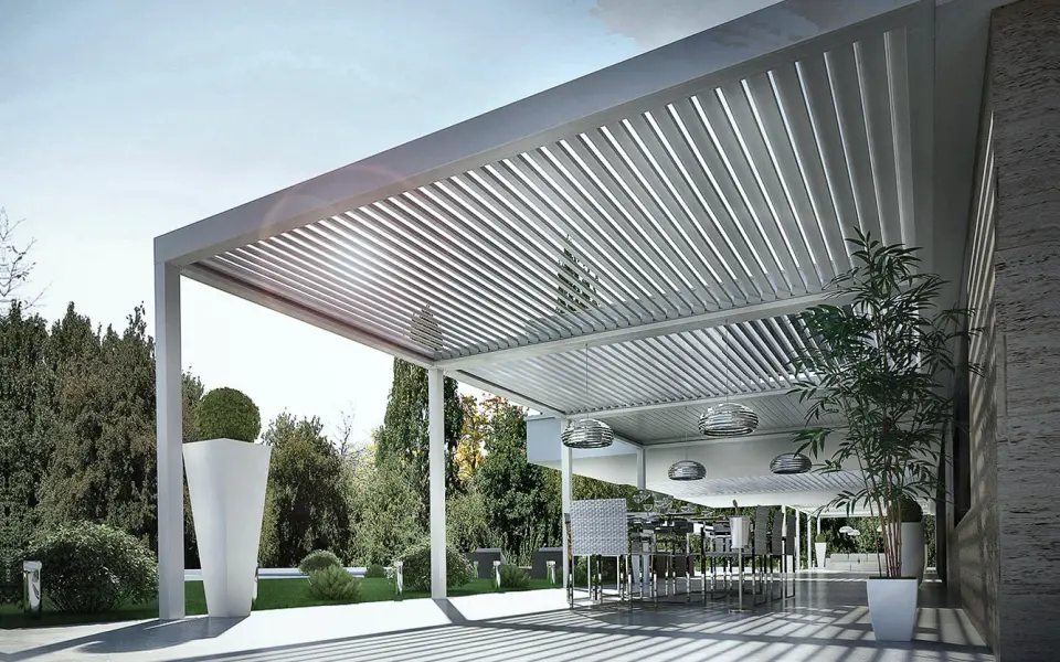 Bioshade wall-mounted layout with tilting aluminium louvres
