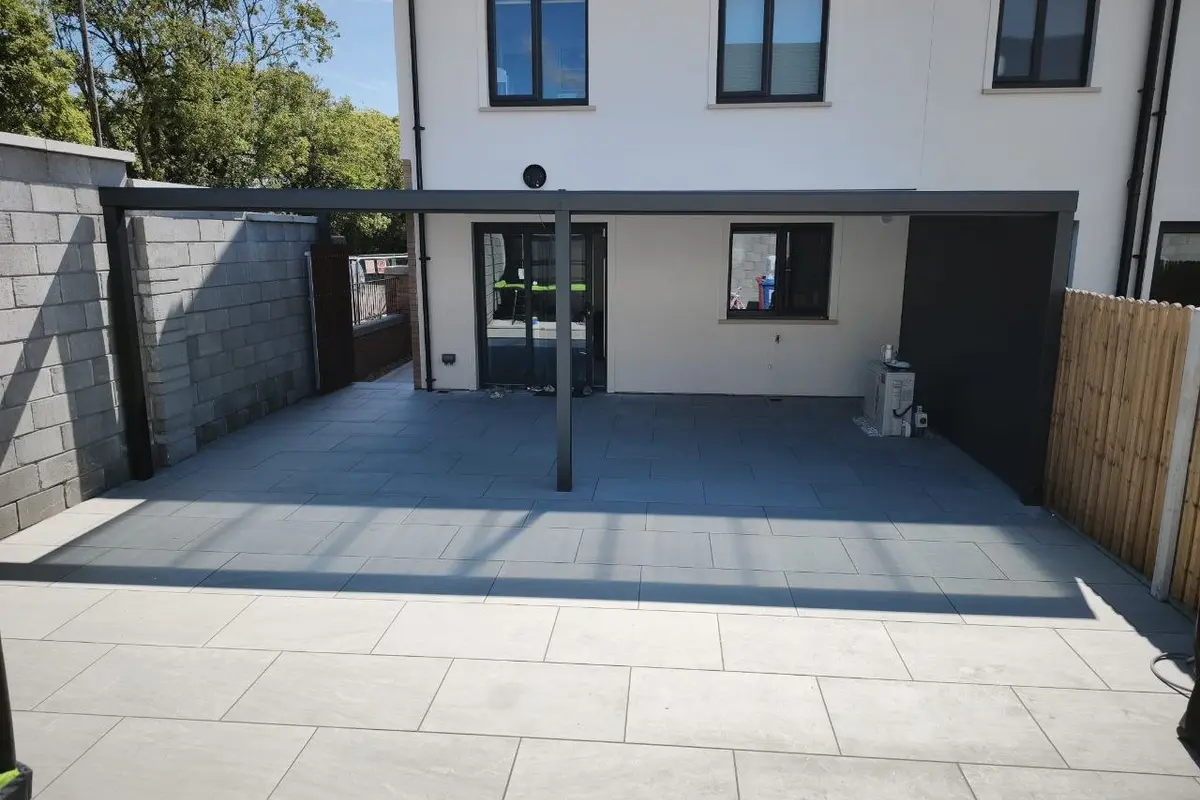 Wall-mounted polycarbonate pergola completed in Cork