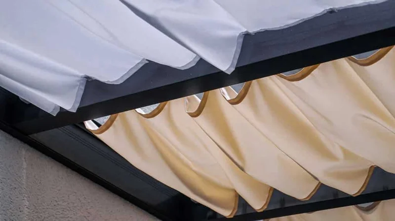 Sun sail shading detail for a polycarbonate roof